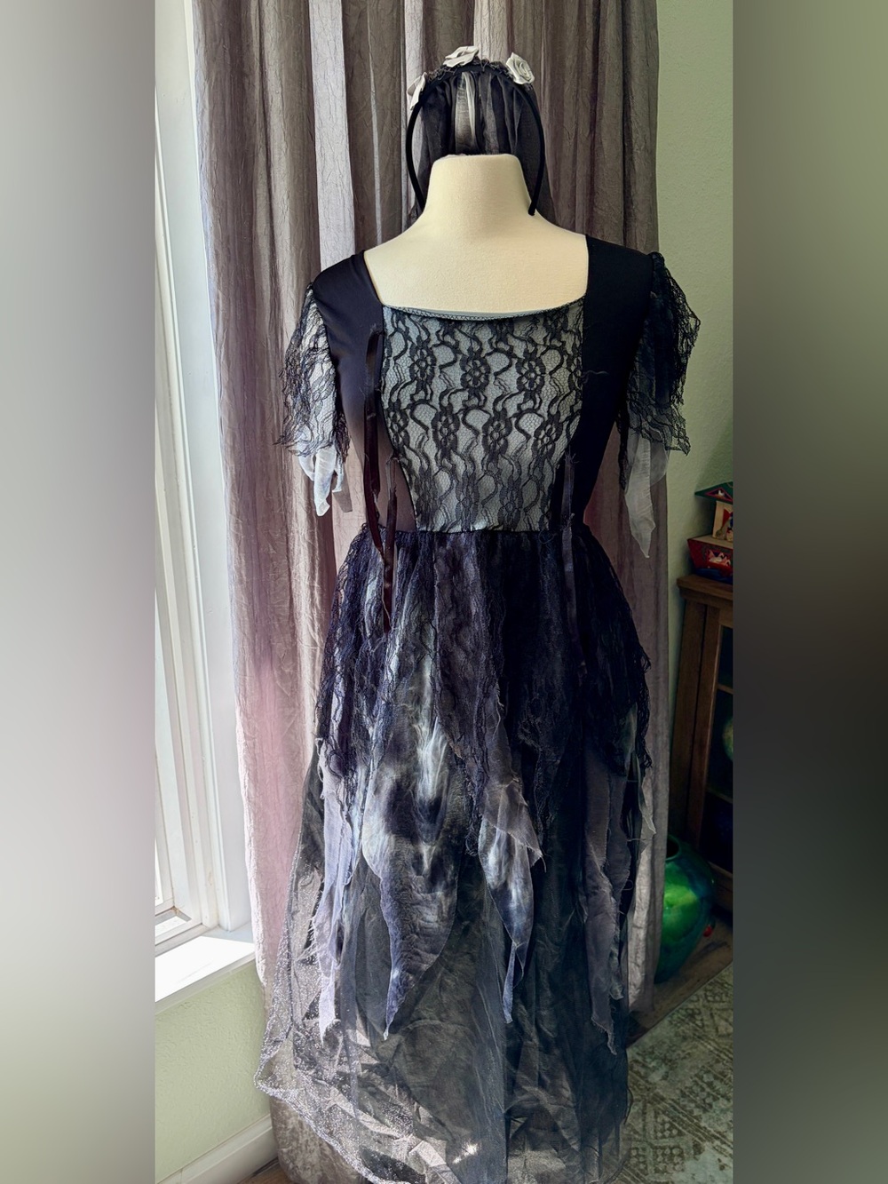 Halloween Youth L/Adult S Black Lace Dress/headband Corpse Bride Zombie Witch